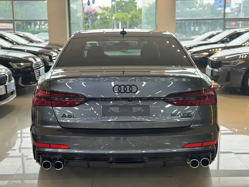 Audi A6L — фото 2