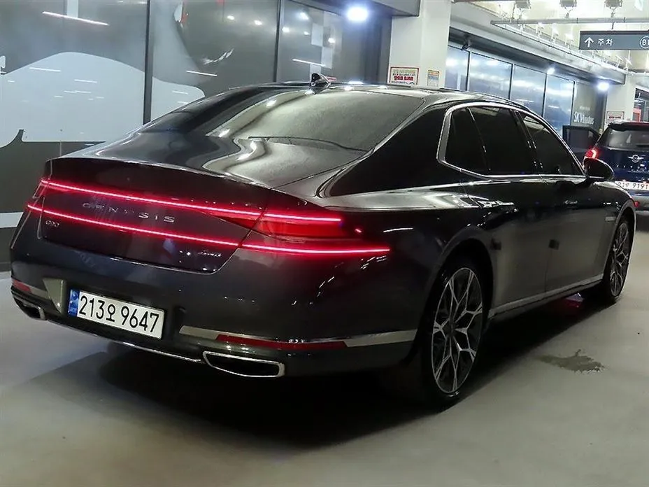 Genesis G90 2023 из KR, фото 2