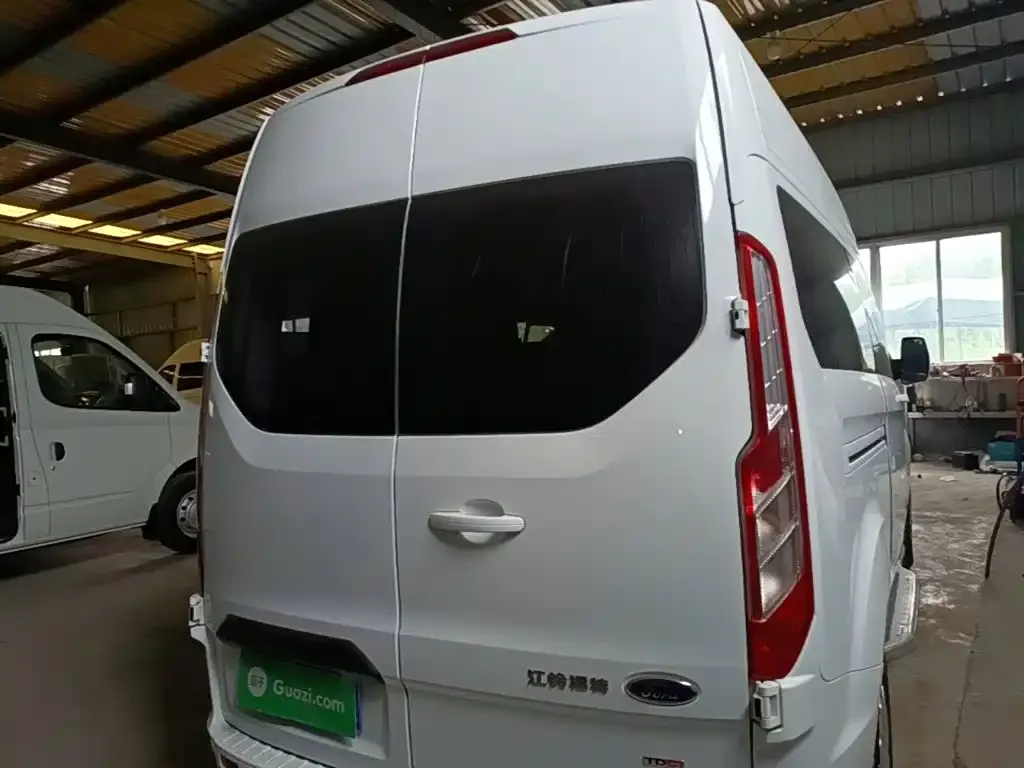 Ford Transit 2022 из CN, фото 7
