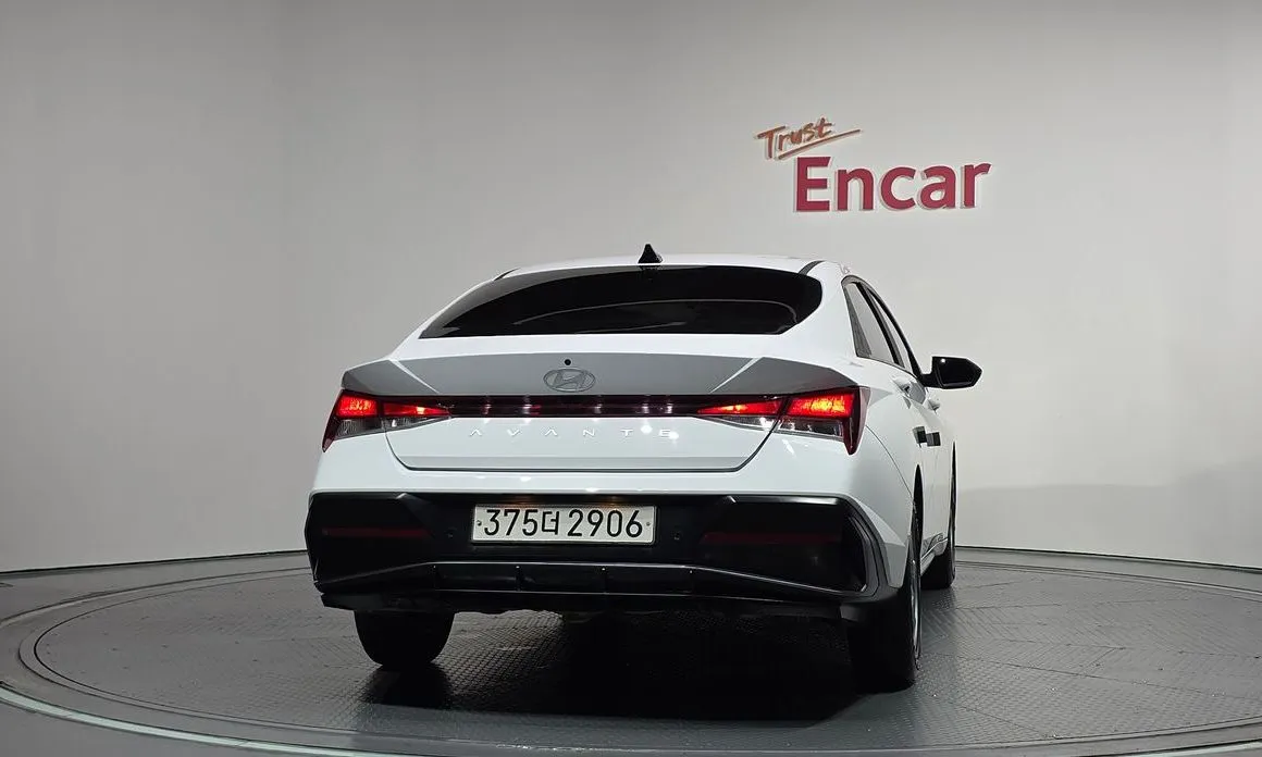 Hyundai AVANTE — фото 3