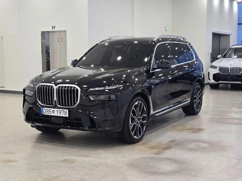 BMW X7 — фото 1