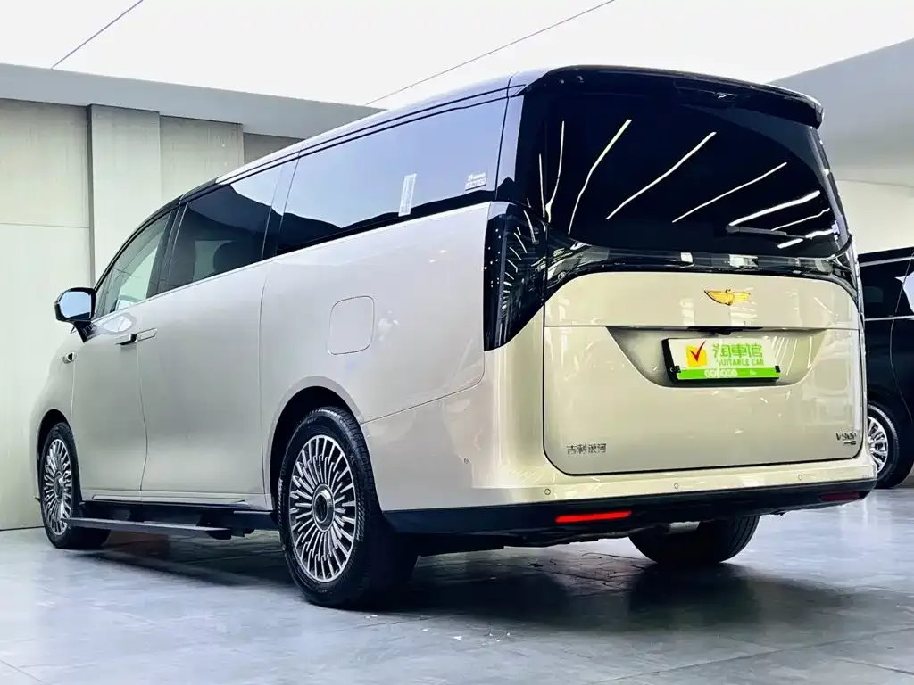 Geely 银河V900 — фото 5