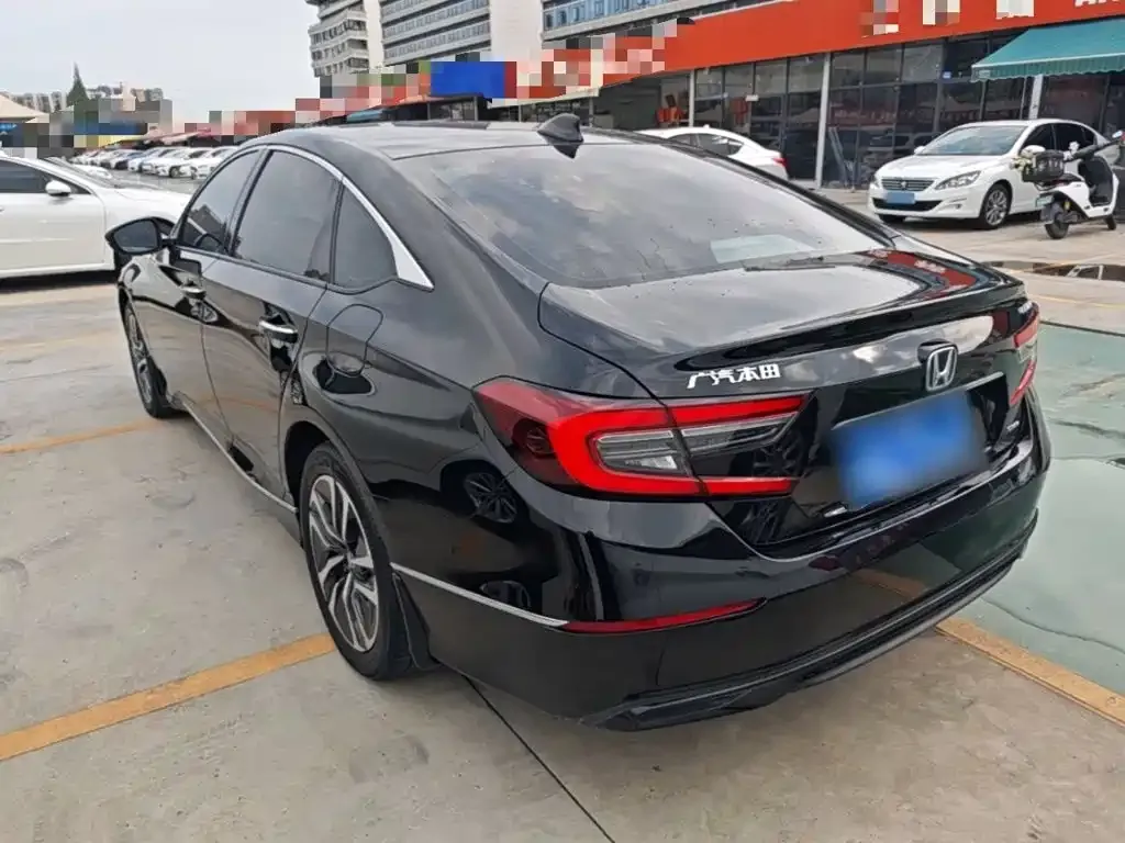 Honda Accord — фото 4