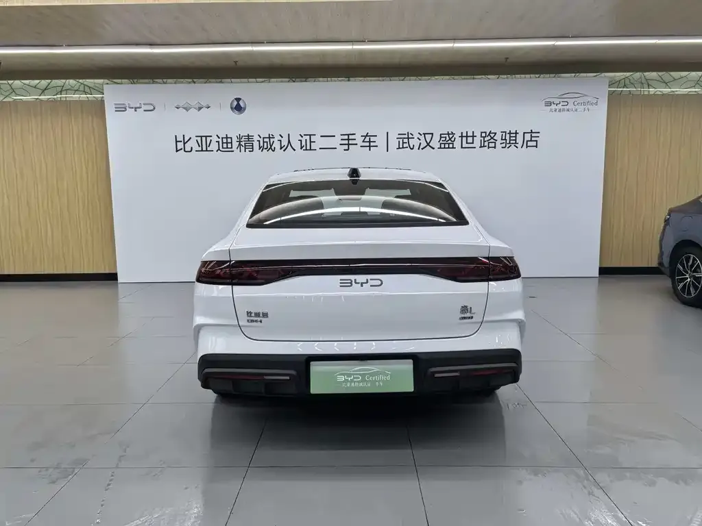 BYD Qin L — фото 4