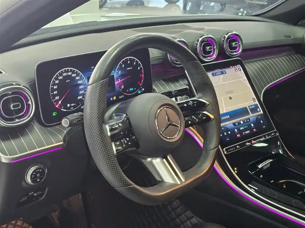 Mercedes-Benz C-Class — фото 9