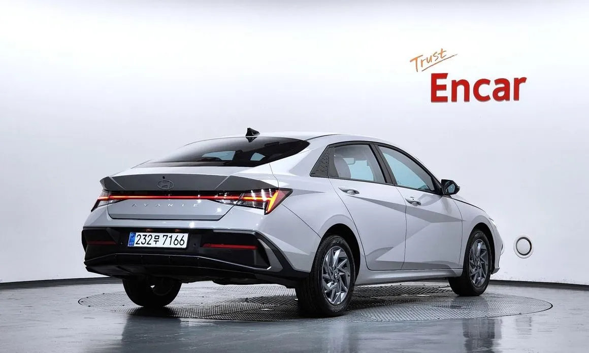 Hyundai AVANTE 2026 из KR, фото 2