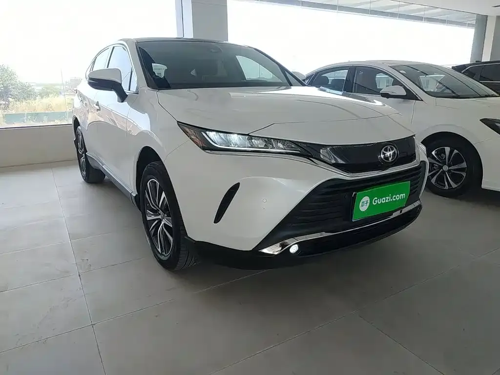 Toyota Harrier — фото 9