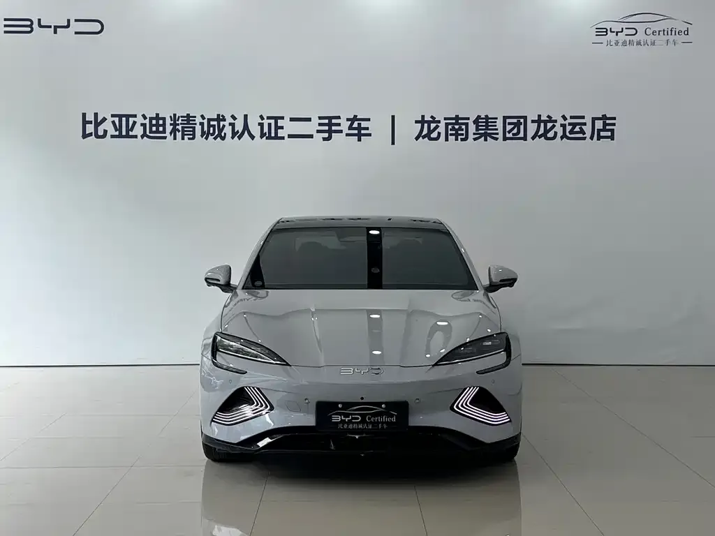 BYD Seal — фото 4