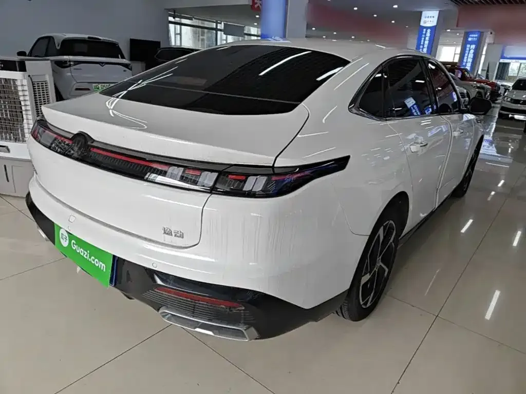 Changan Eado — фото 5