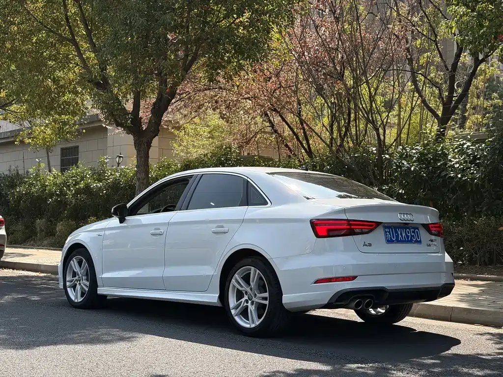Audi A3 — фото 10
