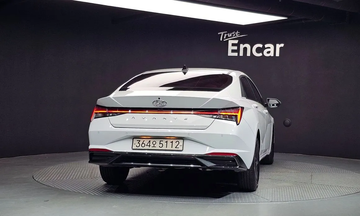 Hyundai AVANTE — фото 8