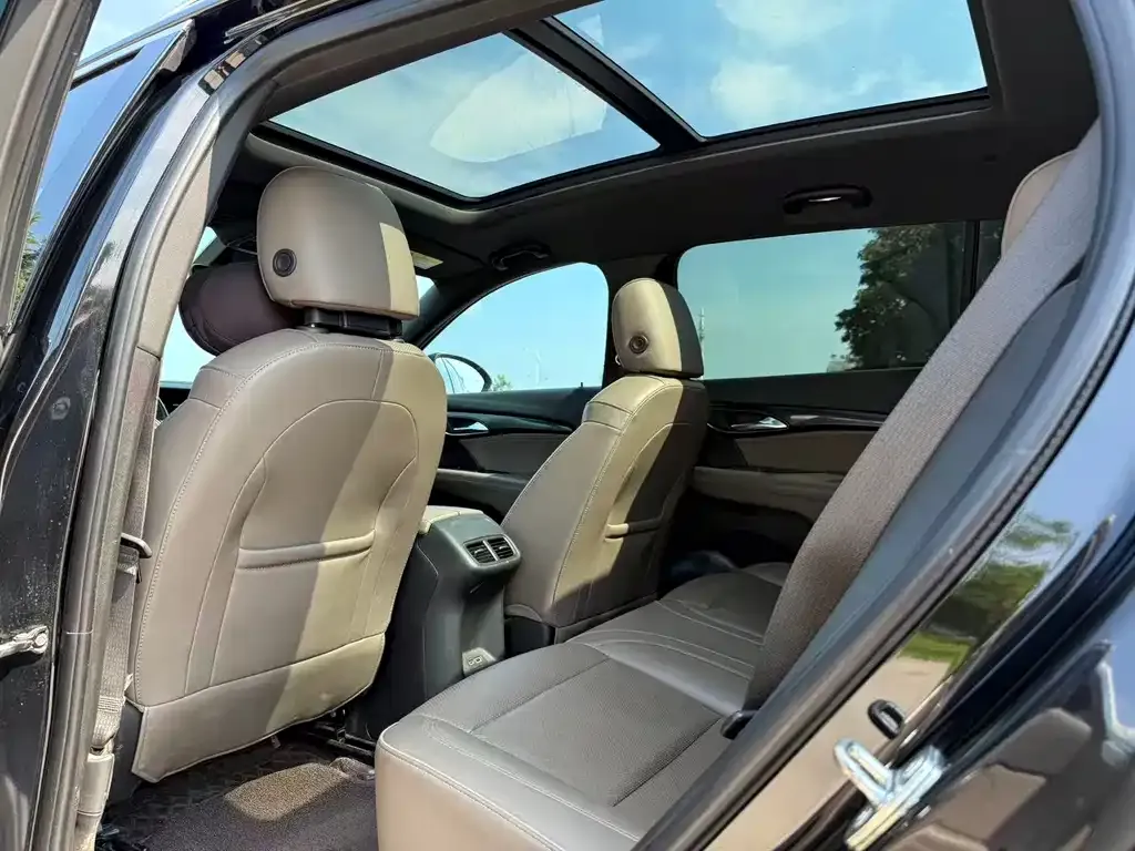 Buick Envision Plus — фото 2