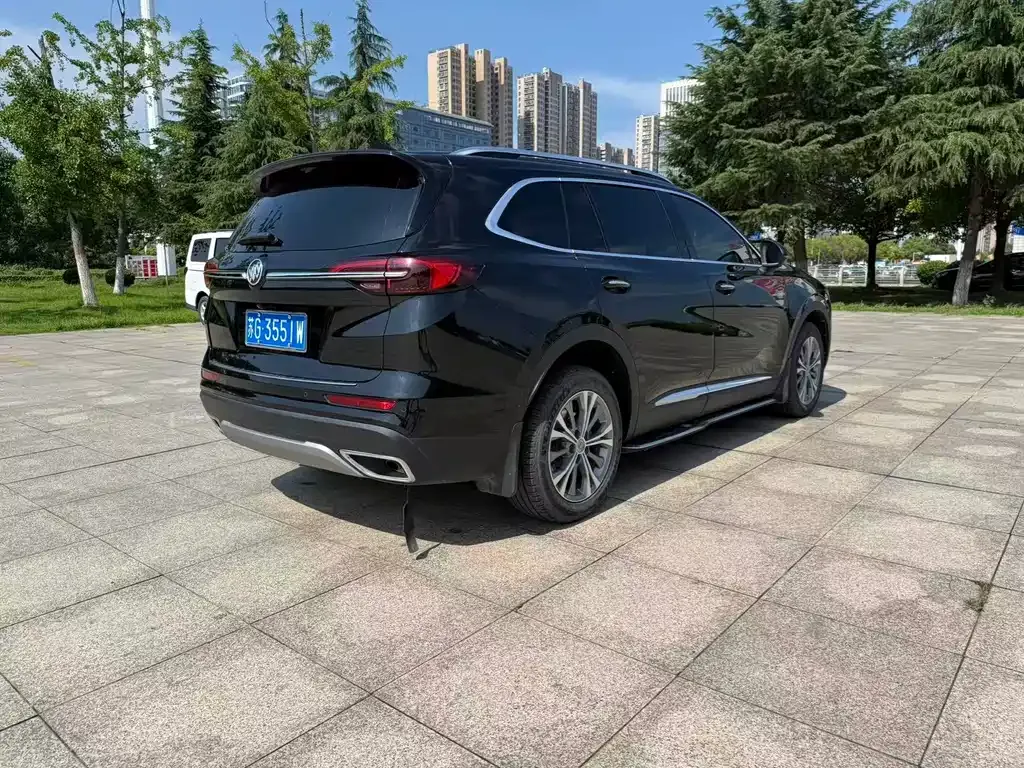 Buick Envision Plus — фото 9