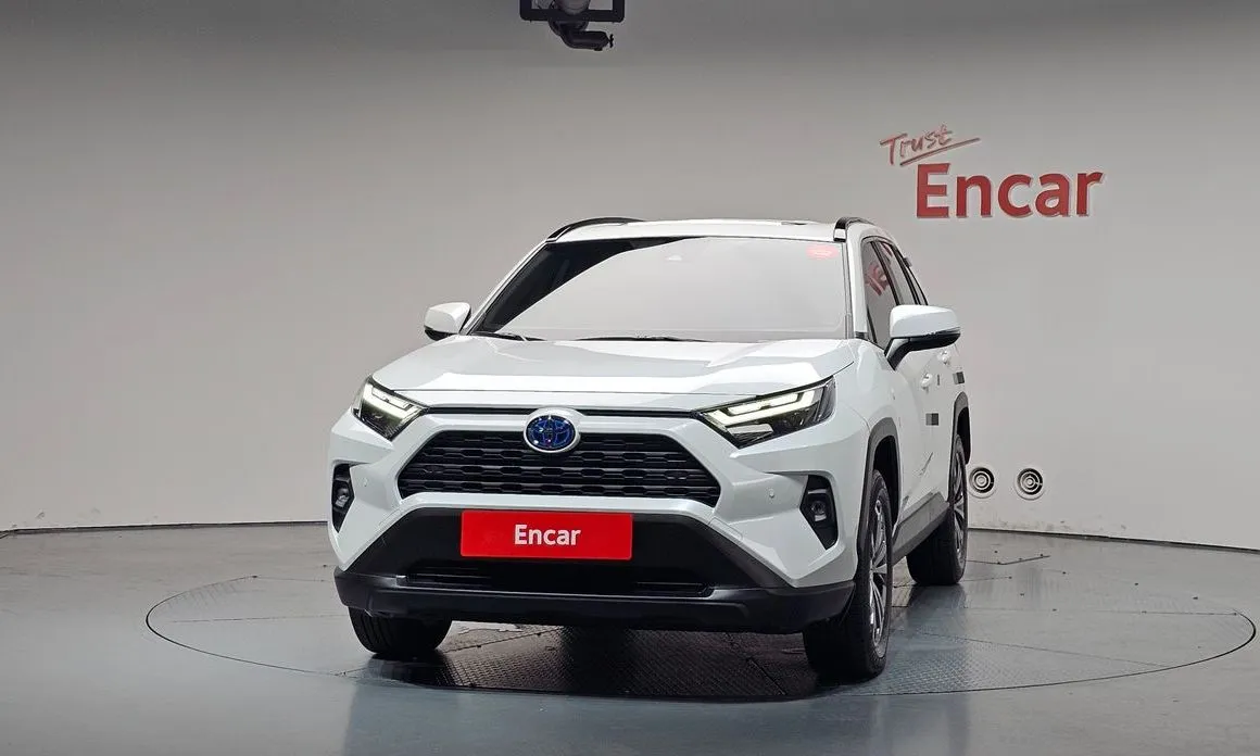 Toyota RAV4 2024 из KR, фото 4