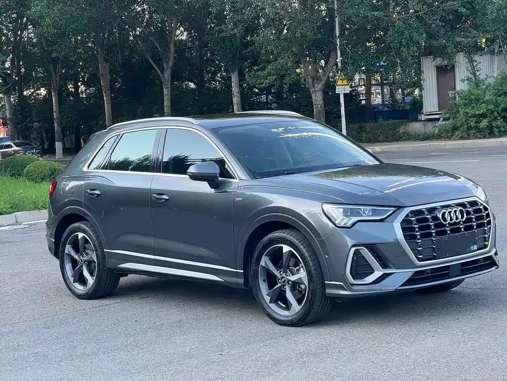 Audi Q3 — фото 7