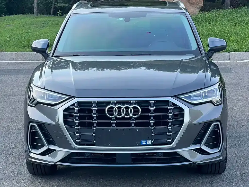 Audi Q3 — фото 6