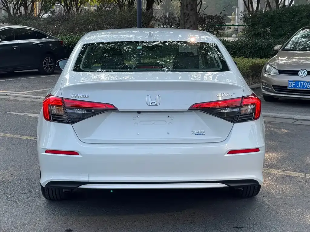 Honda Civic — фото 2