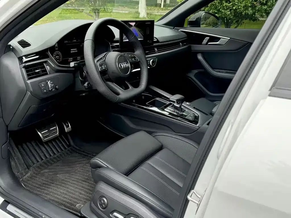 Audi A4L 2025 из CN, фото 6