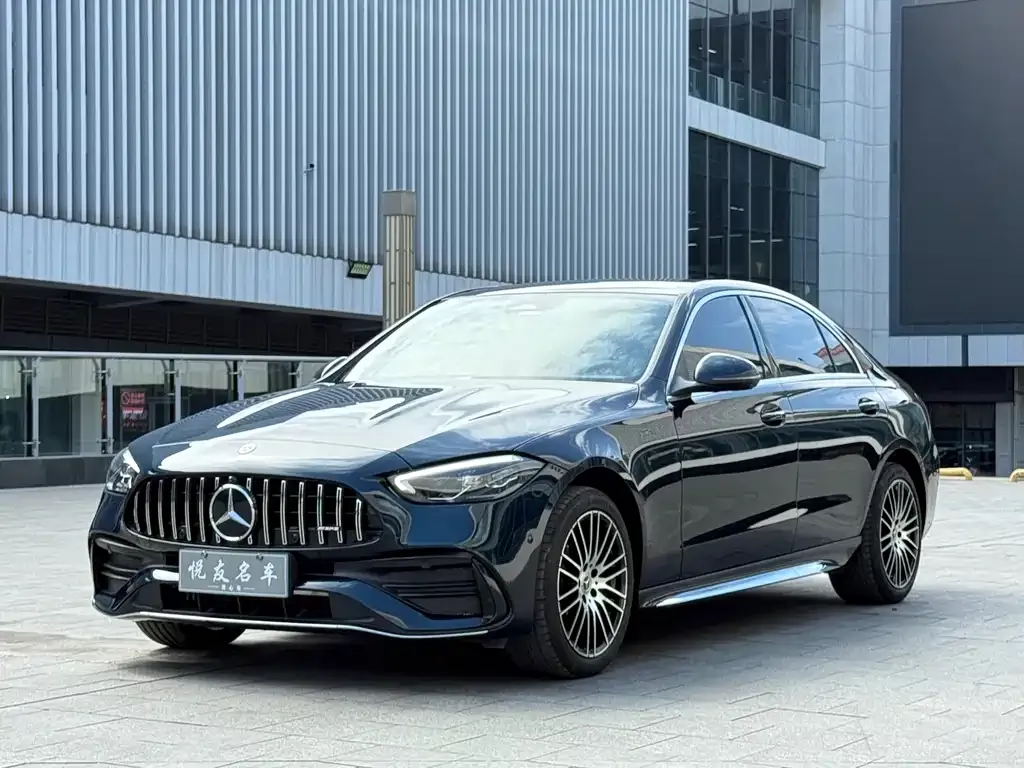 Mercedes-Benz C-Class — фото 1