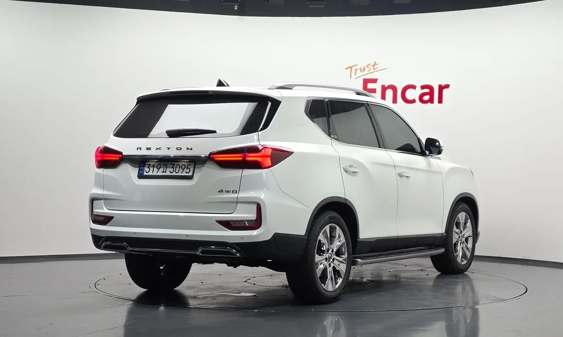 KG Mobility (Ssangyong) Rexton — фото 4