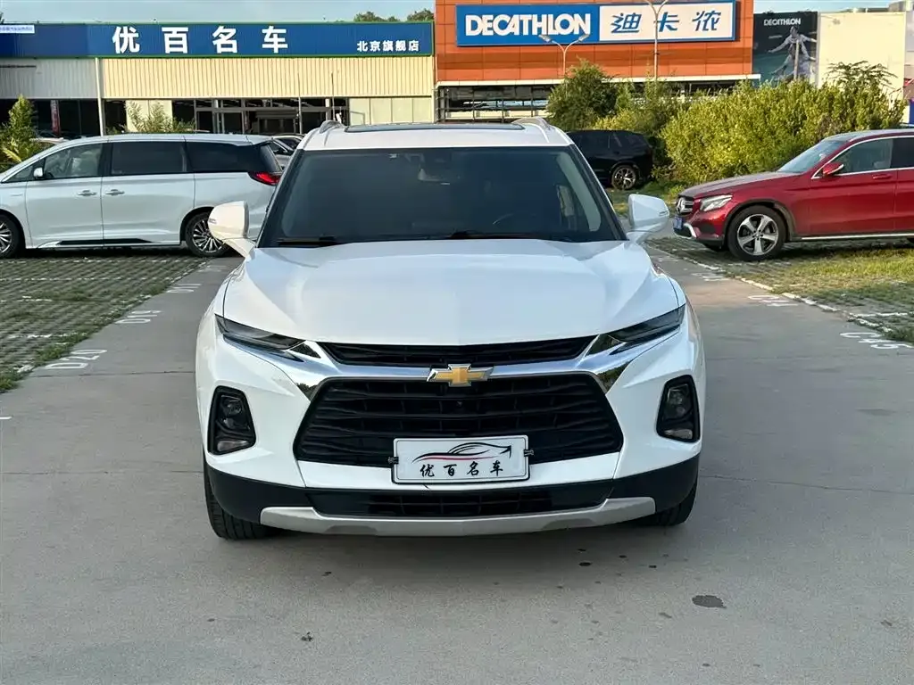Chevrolet Blazer 2023 из CN, фото 2