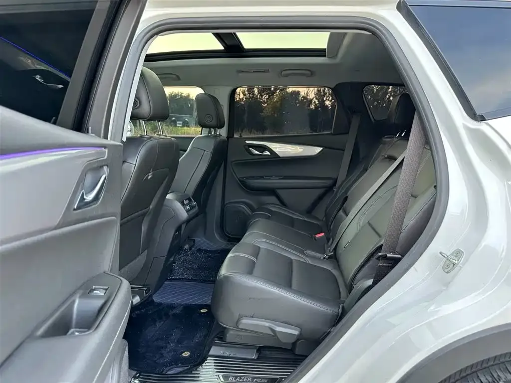 Chevrolet Blazer 2023 из CN, фото 8
