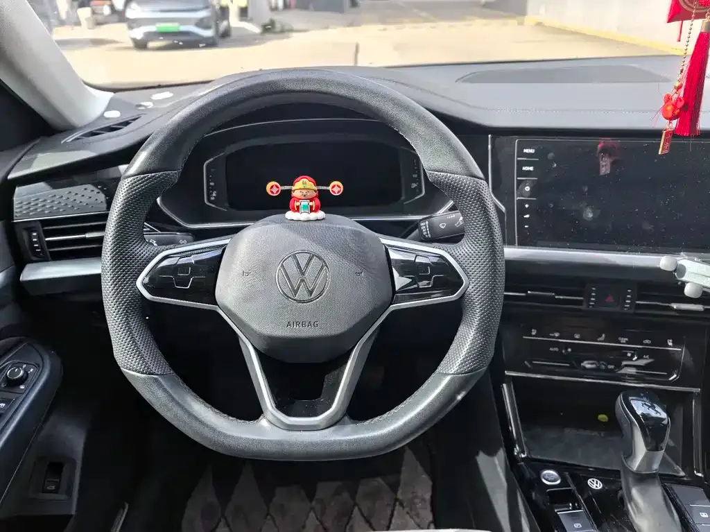 Volkswagen Passat — фото 6