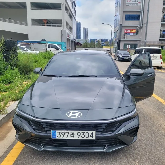 Hyundai AVANTE — фото 1