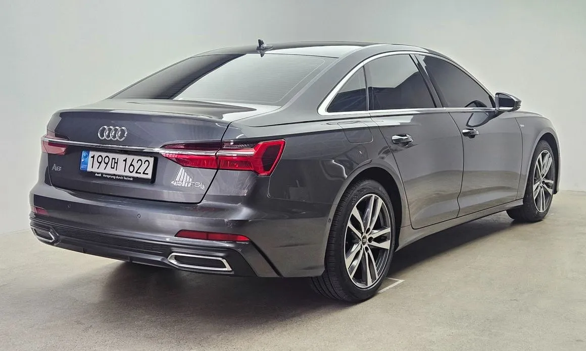 Audi A6 — фото 7