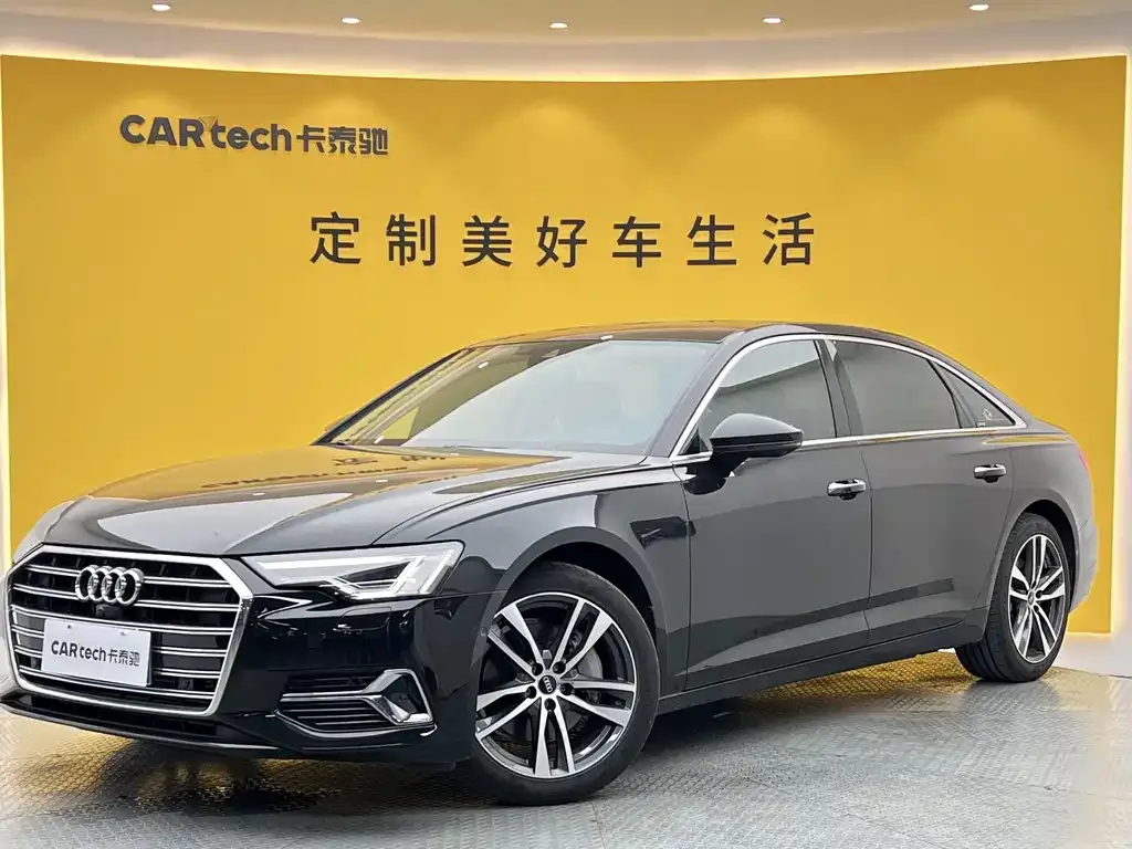 Audi A6L — фото 1