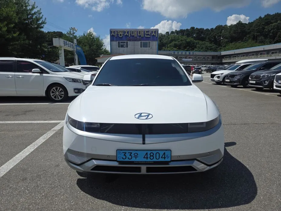 Hyundai Ioniq5 — фото 1