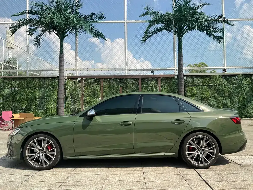 Audi S4 — фото 9