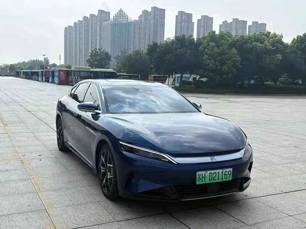 BYD Han — фото 1