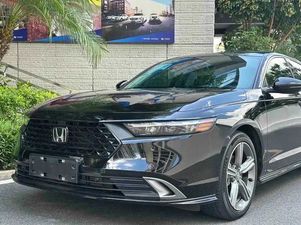 Honda Accord — фото 4