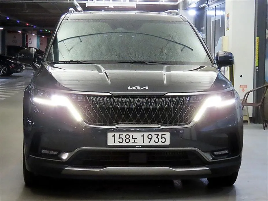 Kia Carnival — фото 6