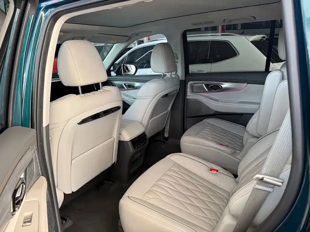 GAC Motor Trumpchi GS8 — фото 4