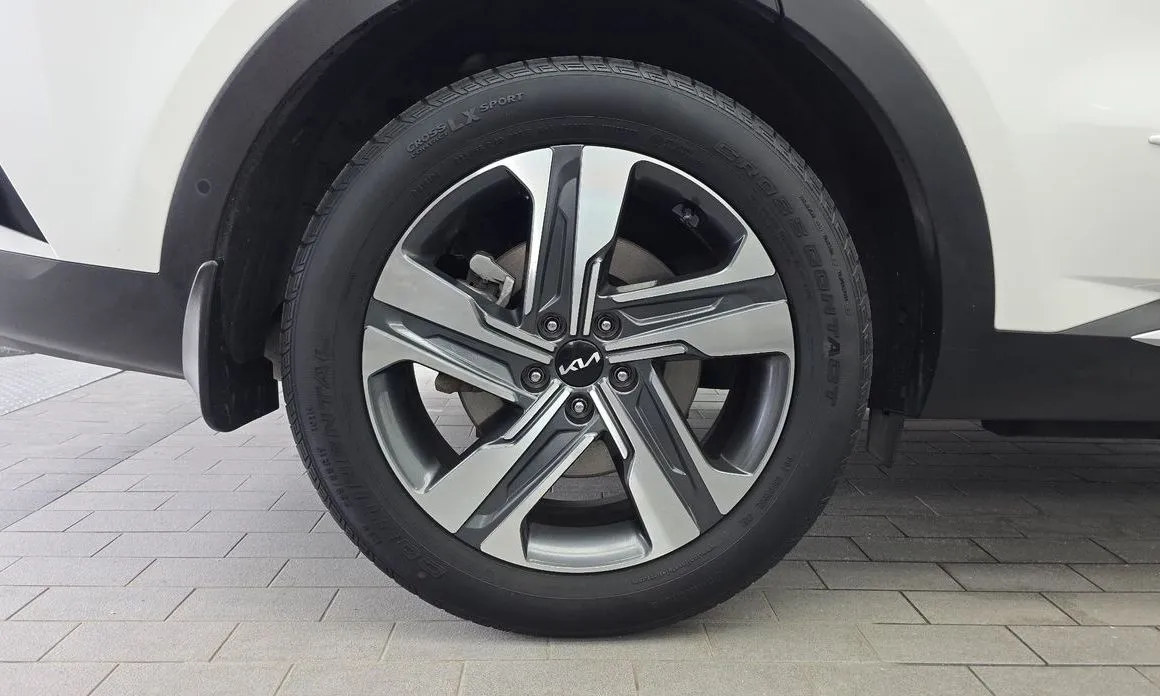 Kia Sorento — фото 6