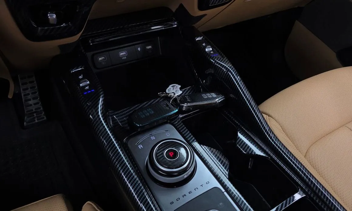 Kia Sorento — фото 4