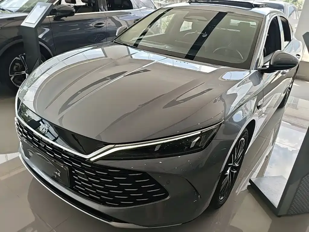 BYD Qin L — фото 1