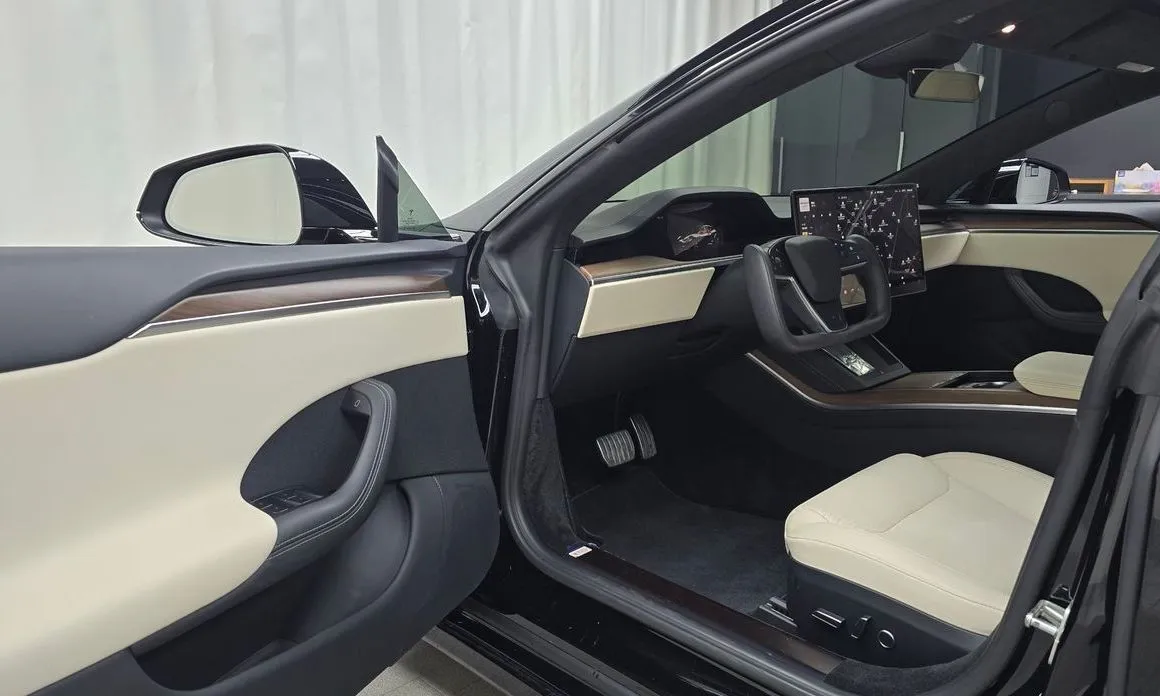 Tesla Model S 2024 из KR, фото 10