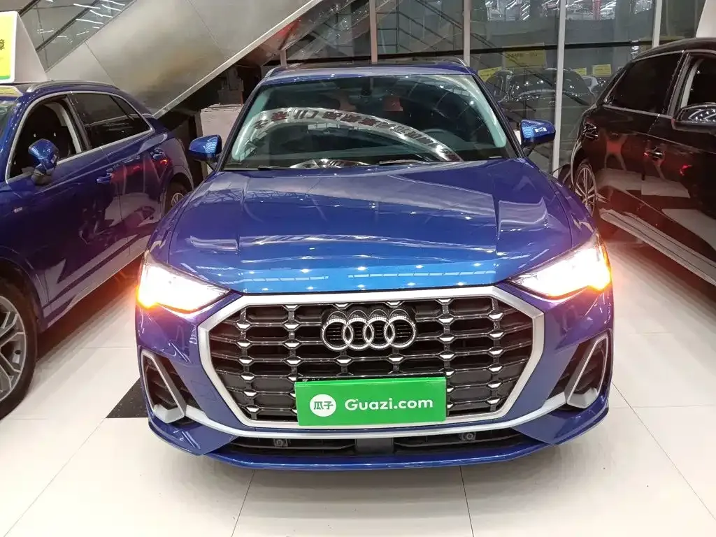 Audi Q3 2021 из CN, фото 4