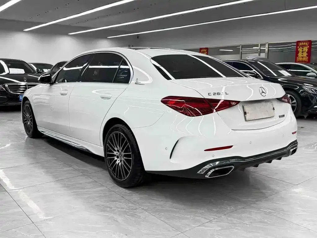 Mercedes-Benz C-Class — фото 8