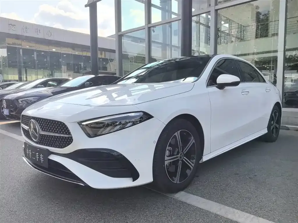 Mercedes-Benz A-Class — фото 1