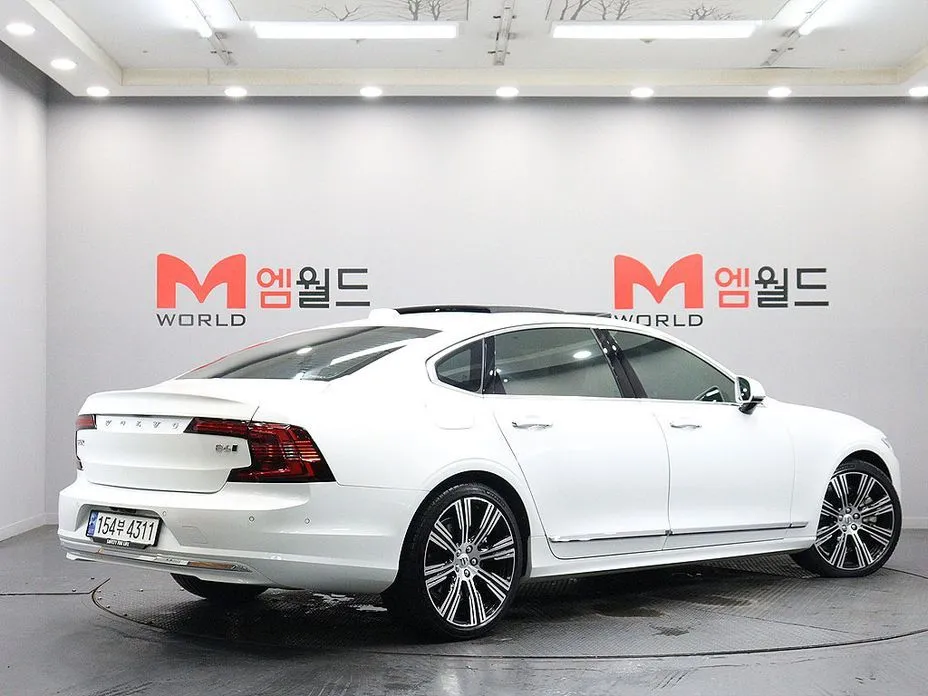 Volvo S90 — фото 4