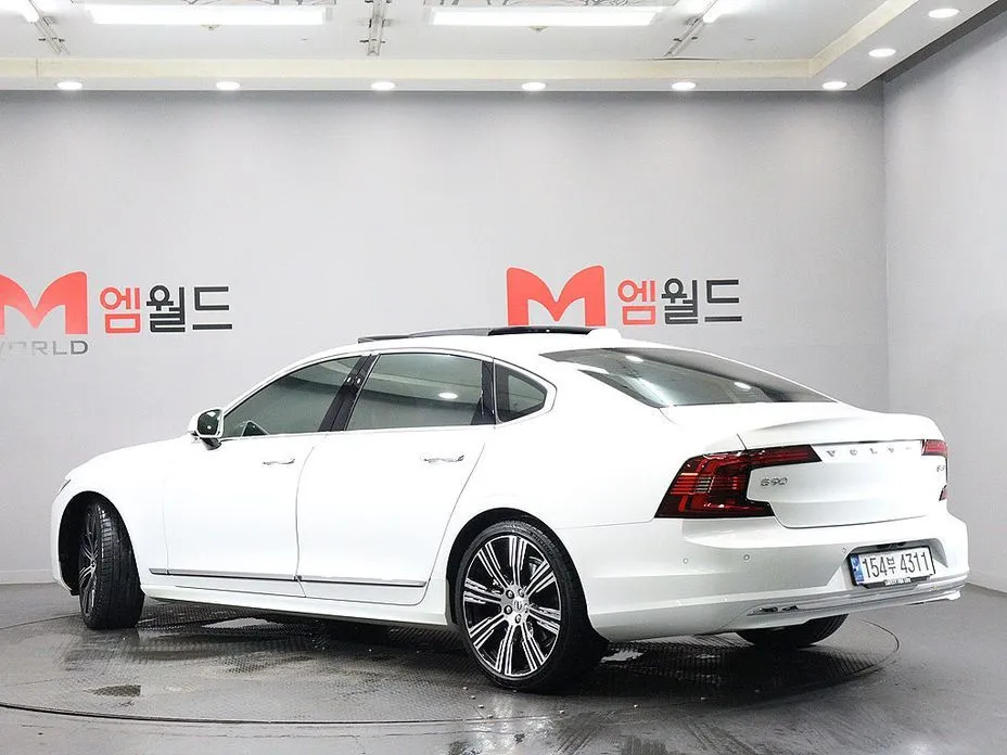 Volvo S90 — фото 3