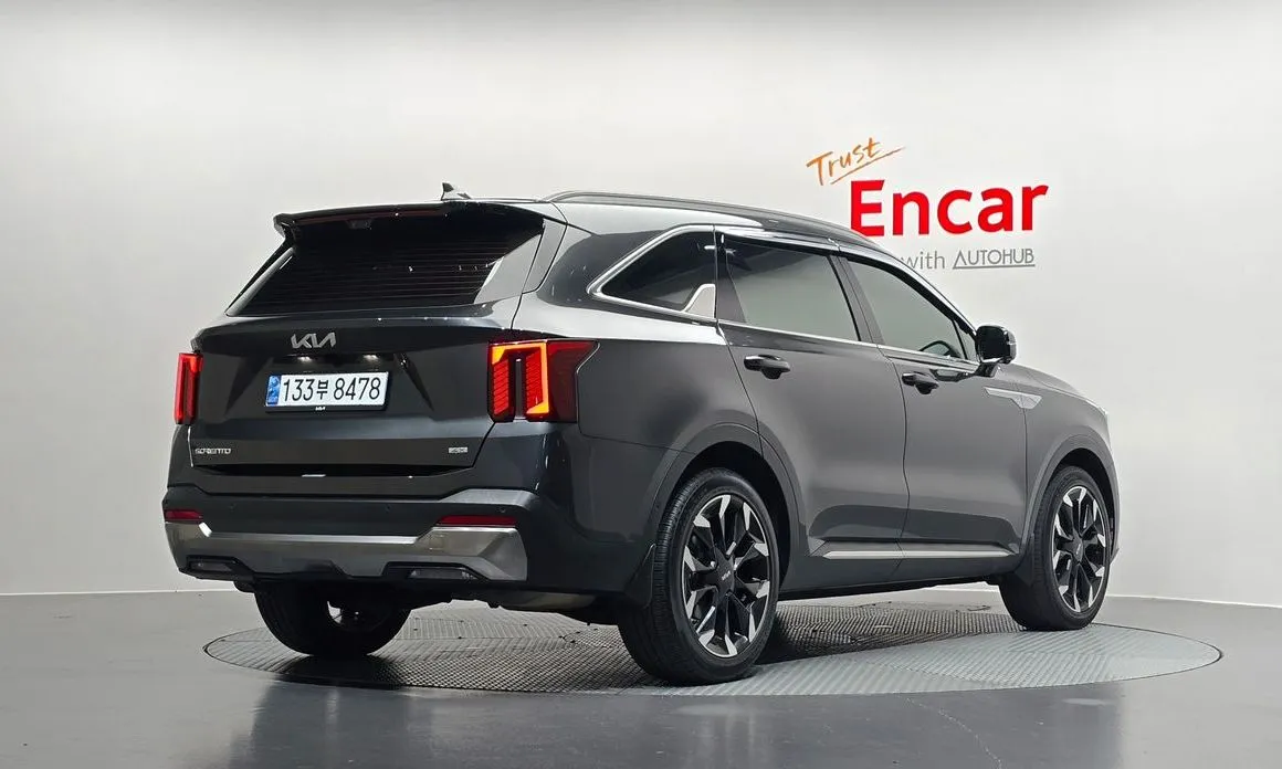 Kia Sorento — фото 3