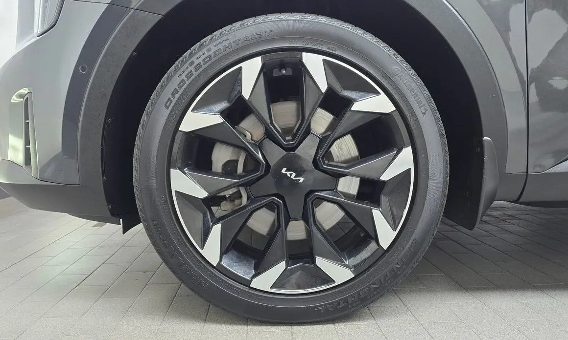 Kia Sorento — фото 4