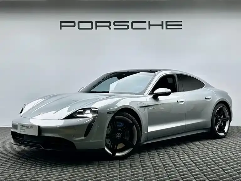 Porsche Taycan — фото 1