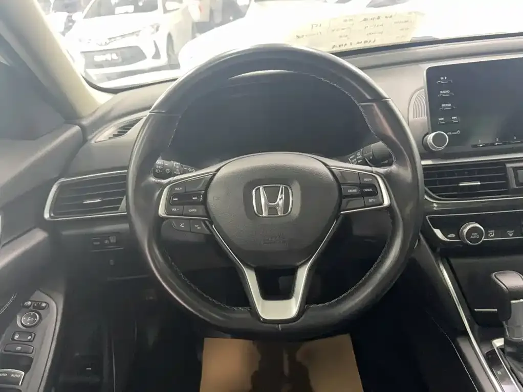 Honda Inspire — фото 4