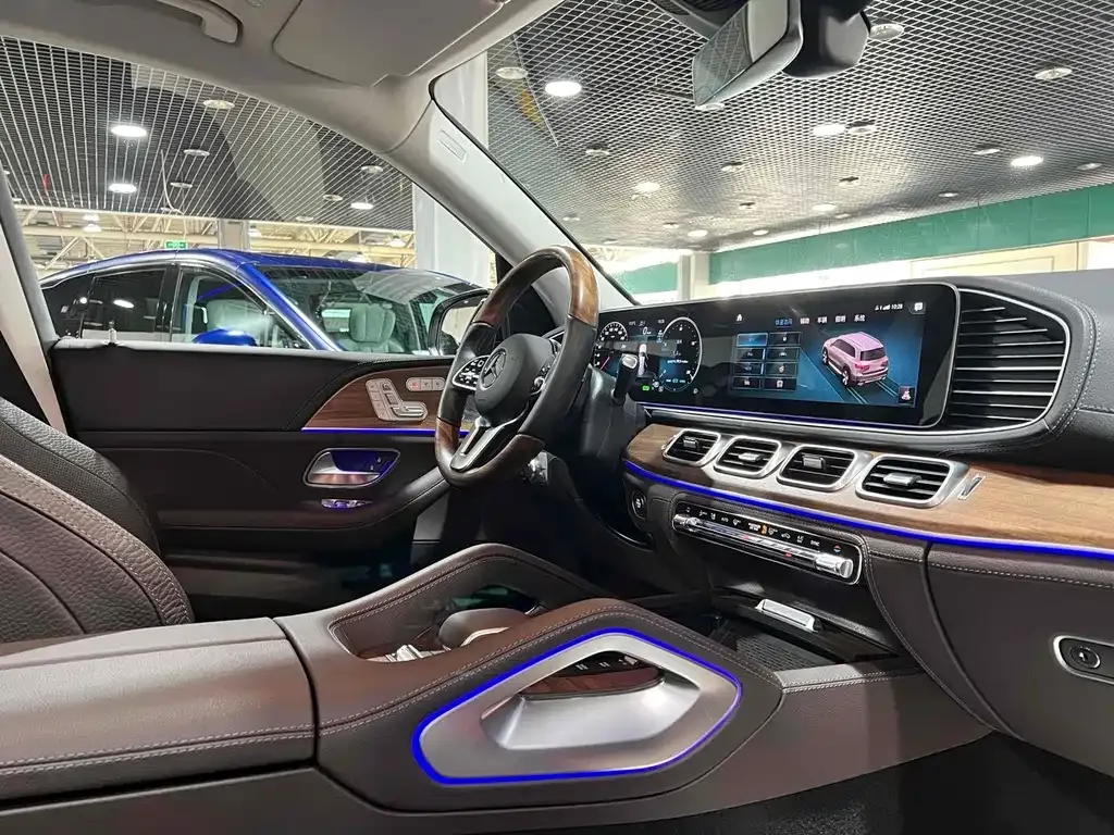 Mercedes-Benz GLS — фото 5